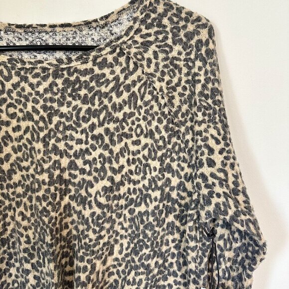 NWT Treasure & Bond Leopard Animal Print Tie Front Long Sleeve- XL - Picture 5 of 6